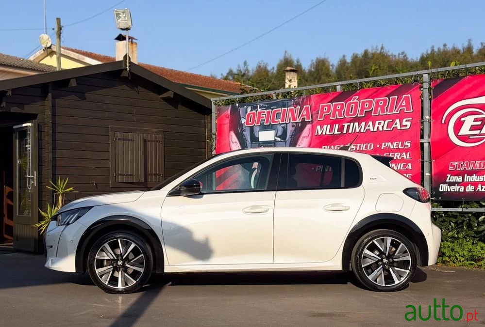 2022' Peugeot 208 1.5 Bluehdi Gt photo #6