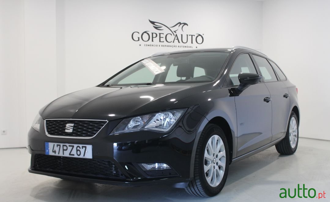 2015' SEAT Leon St photo #1