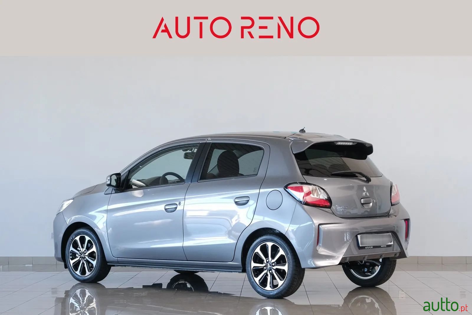 2022' Mitsubishi Space Star photo #4