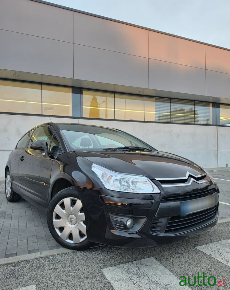2009' Citroen C4 1.6 Hdi Vtr photo #2