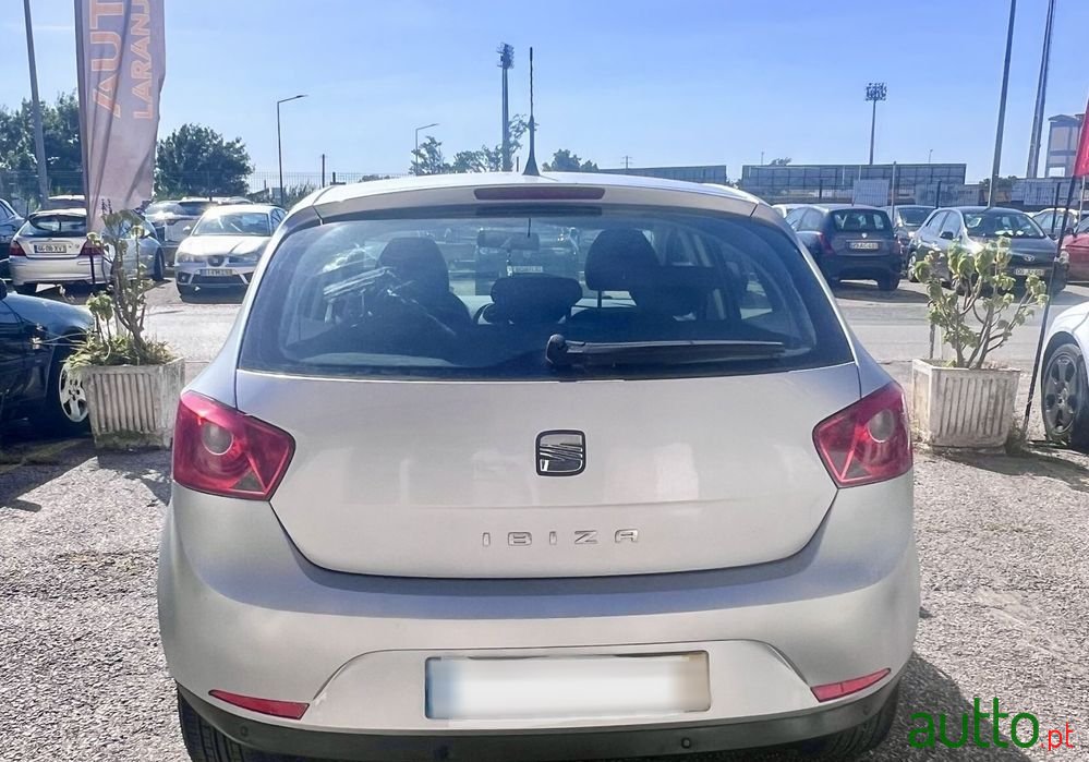 2011' SEAT Ibiza 1.2 Tdi Style Dpf photo #4