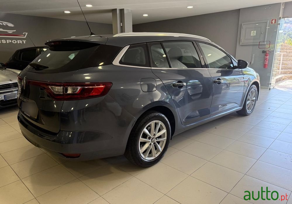 2016' Renault Mégane Sport Tourer photo #4