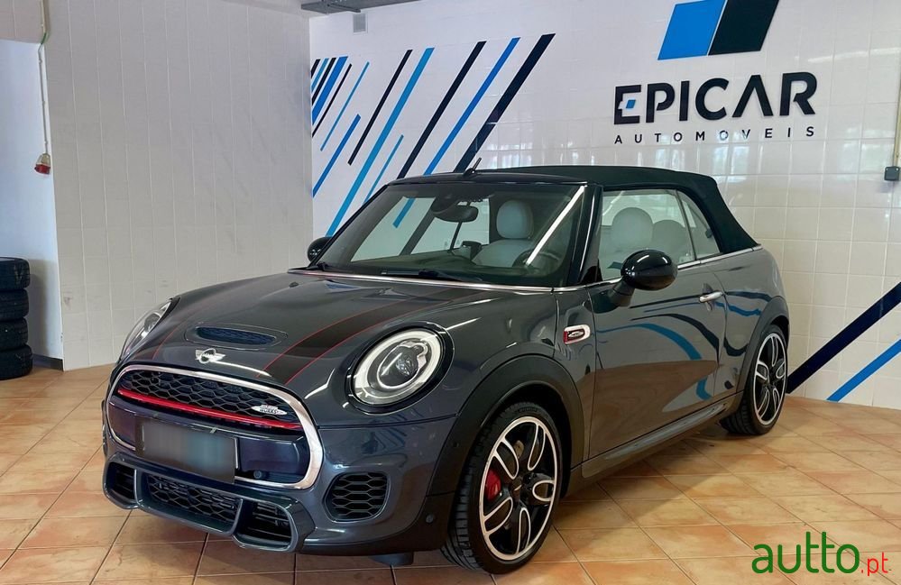 2016' MINI John Cooper Works photo #2