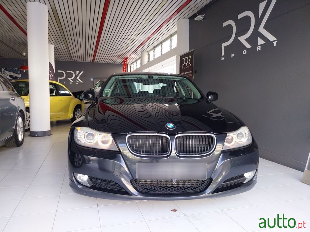 2011' BMW Série 3 photo #2