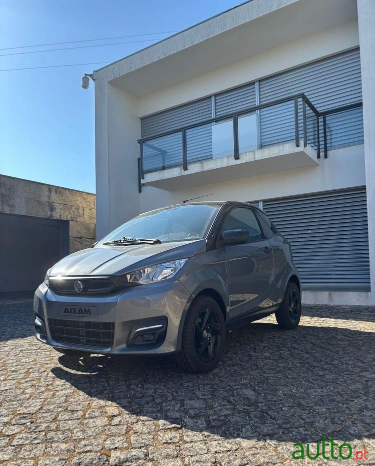 2023' Aixam Coupe photo #4