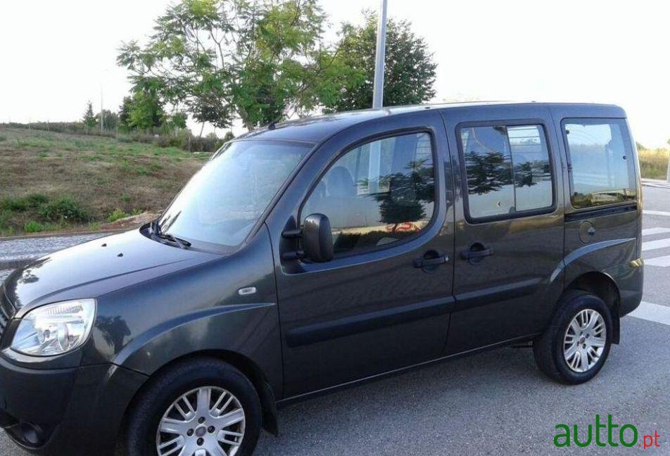 2008' Fiat Doblo Panorama photo #1