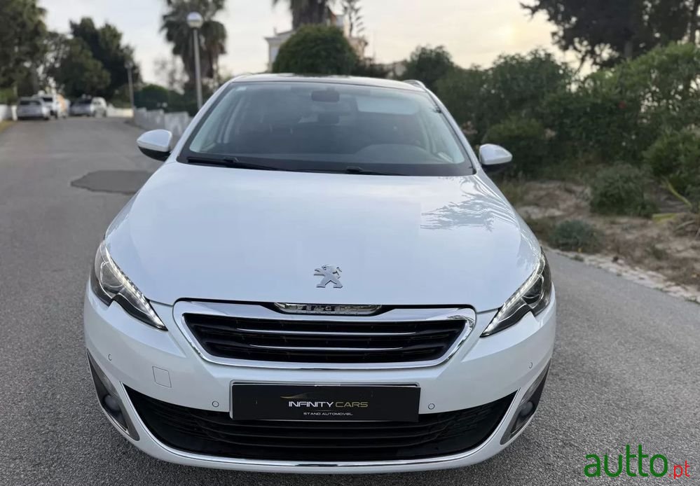 2016' Peugeot 308 Sw photo #2