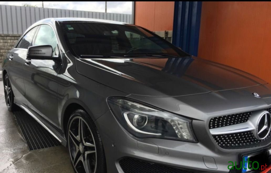 2013' Mercedes-Benz Cla-200 photo #4