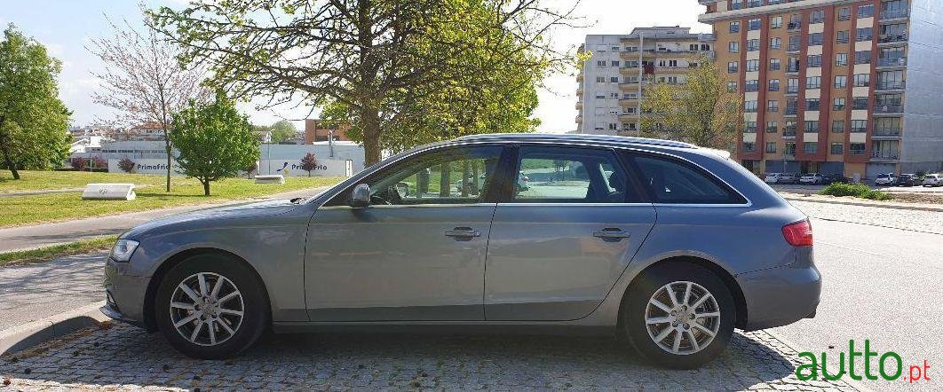 2013' Audi A4 Avant photo #3