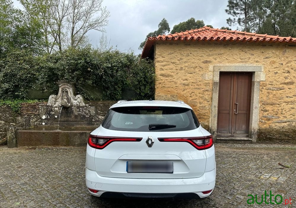 2019' Renault Megane Sport Tourer photo #4