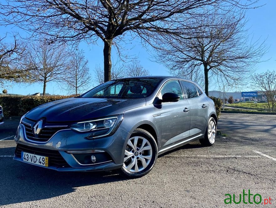 2018' Renault Megane photo #2