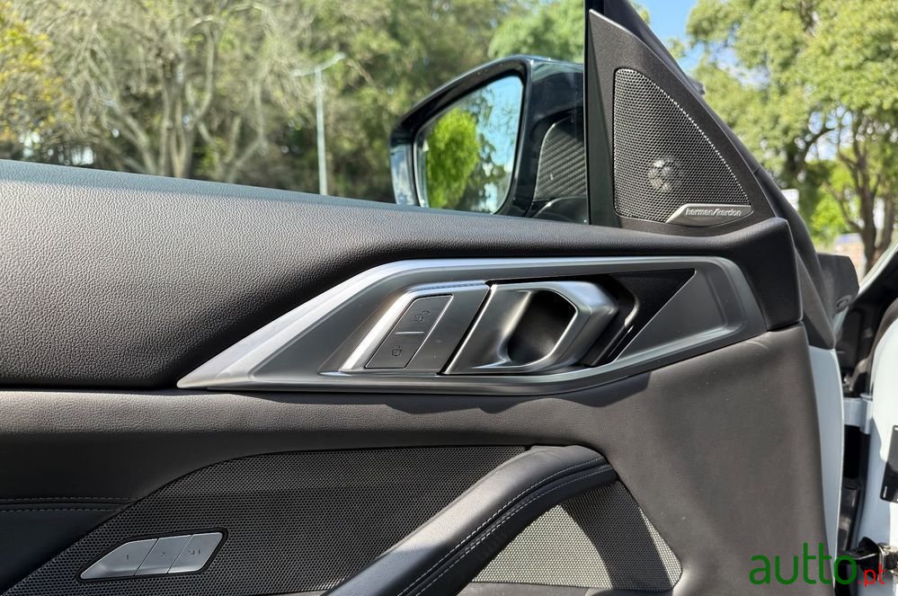 2024' BMW Série 4 Competition M Xdrive photo #3