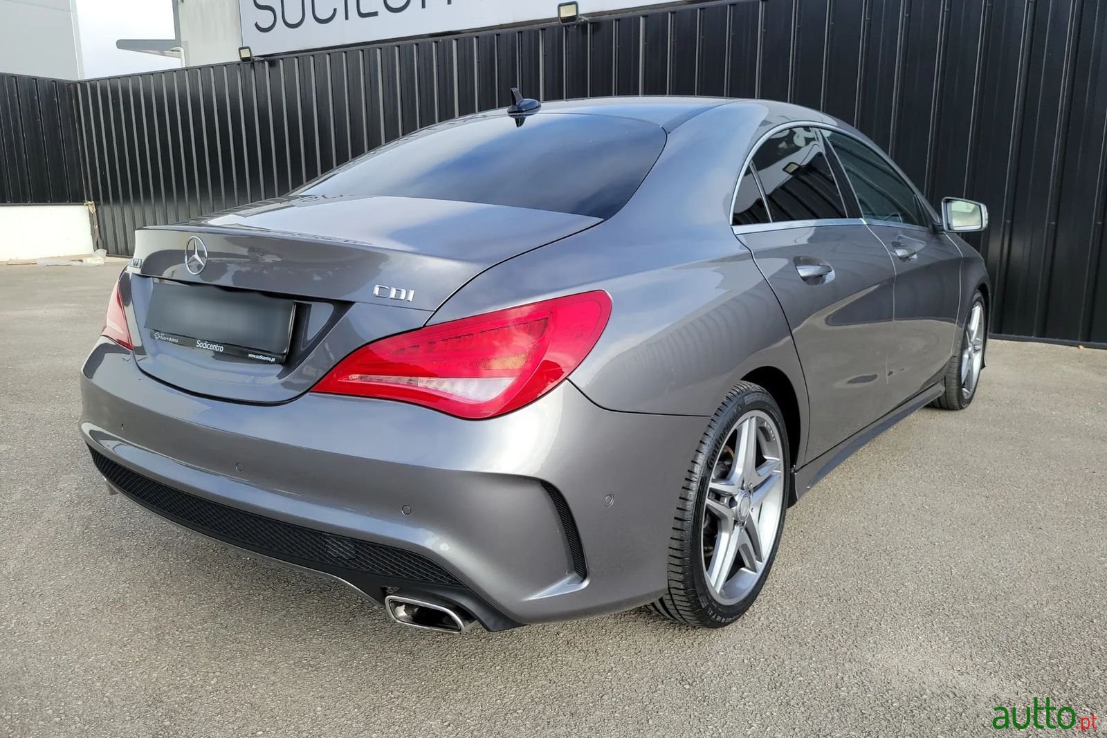 2015' Mercedes-Benz Cla-220 photo #5