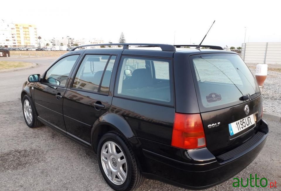 2003' Volkswagen Golf Variant photo #3