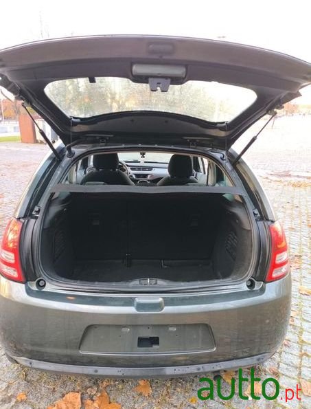 2011' Citroen C3 photo #5