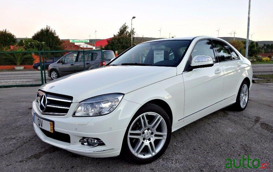 2007' Mercedes-Benz C-220 Cdi photo #1