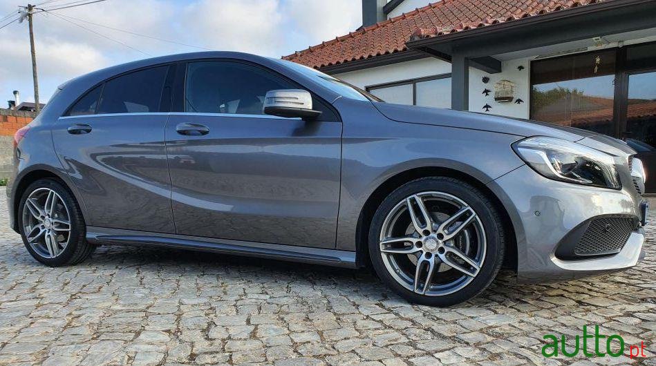 2017' Mercedes-Benz A-180 photo #5