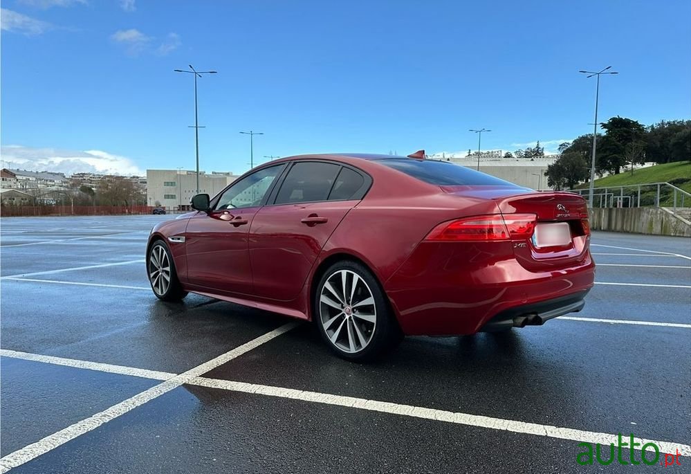 2016' Jaguar XE 20D Aut. R-Sport photo #2