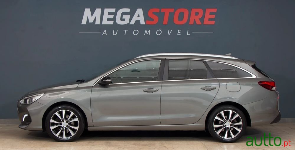 2019' Hyundai i30 Sw photo #5