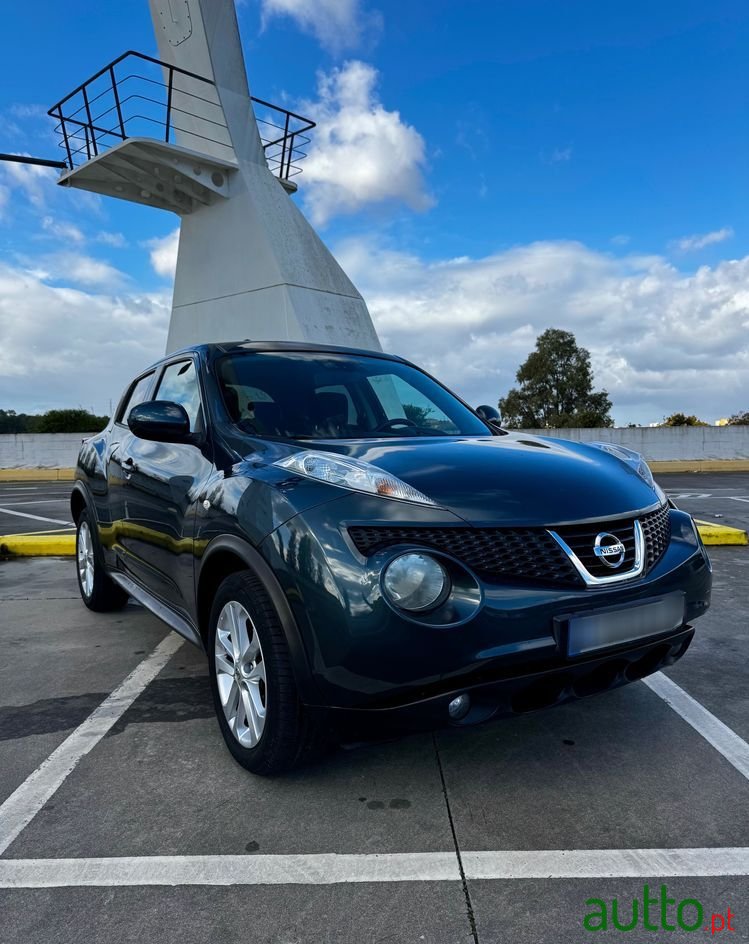 2012' Nissan Juke 1.6 Tekna Premium Cvt photo #2