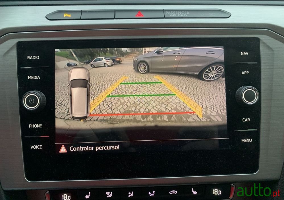 2018' Volkswagen Passat Variant photo #4