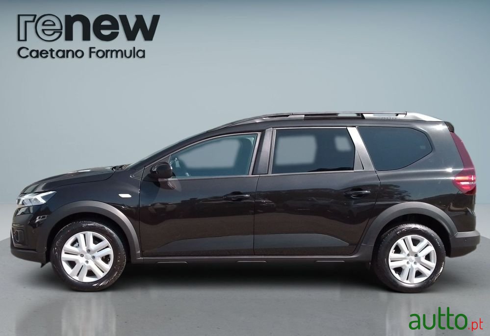 2024' Dacia Jogger photo #4