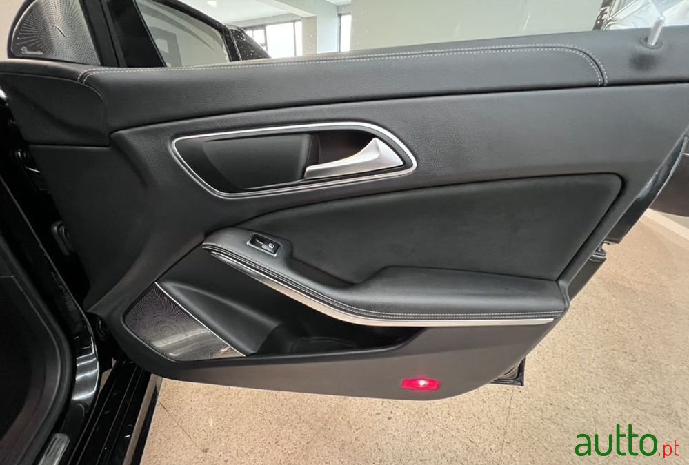 2017' Mercedes-Benz Classe Cla photo #6