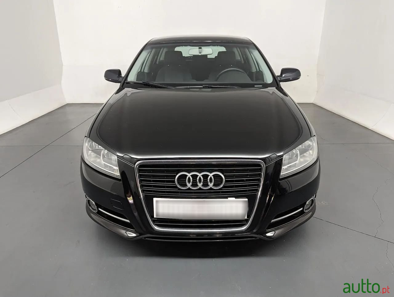 2011' Audi A3 Sportback photo #2