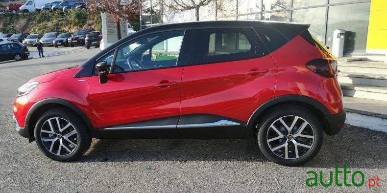 2019' Renault Captur Red Edition Tce 130 Cv photo #1