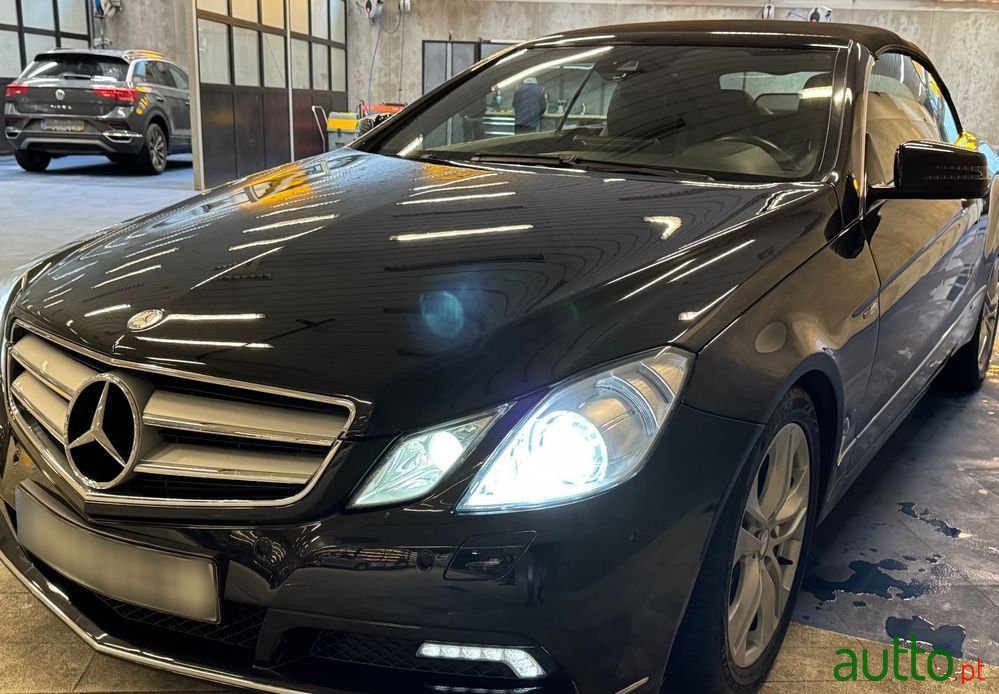 2010' Mercedes-Benz E 250 photo #5