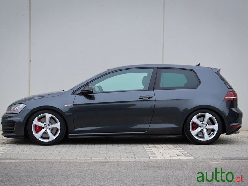 2014' Volkswagen Golf photo #4