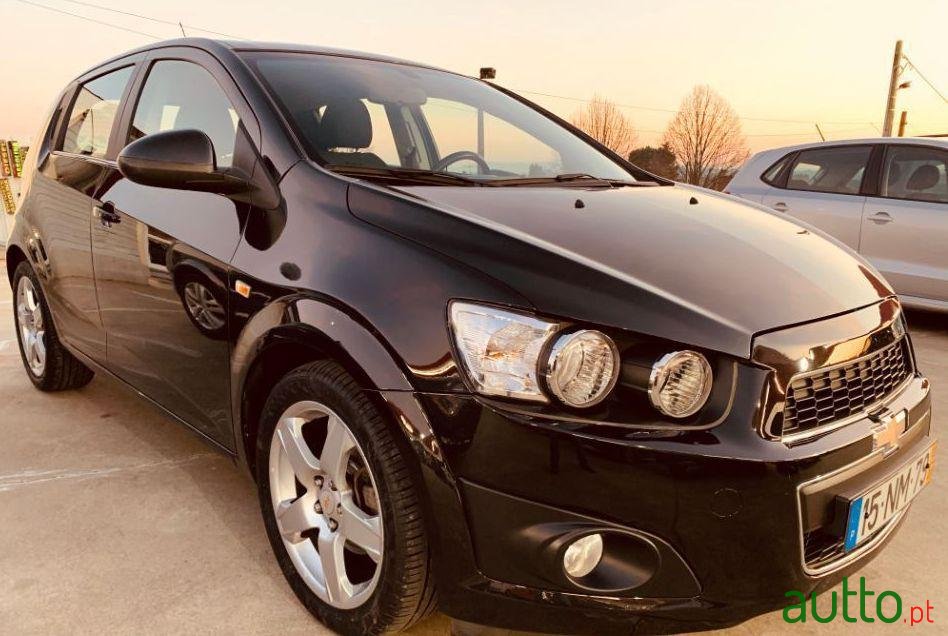 2013' Chevrolet Aveo Ls photo #1