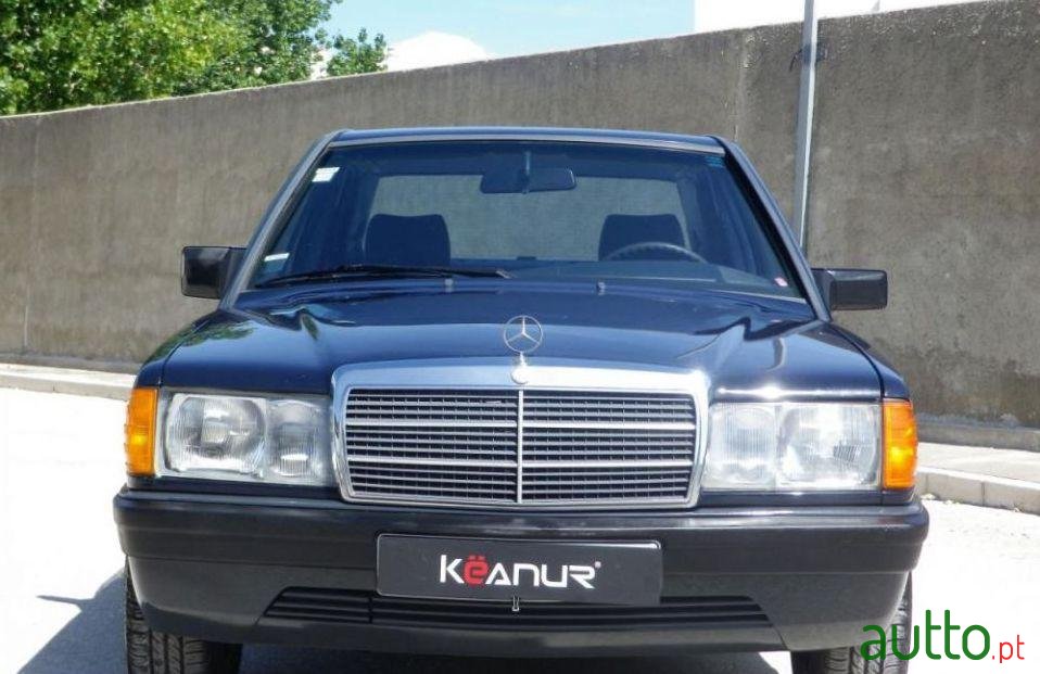 1984' Mercedes-Benz 190 E photo #4