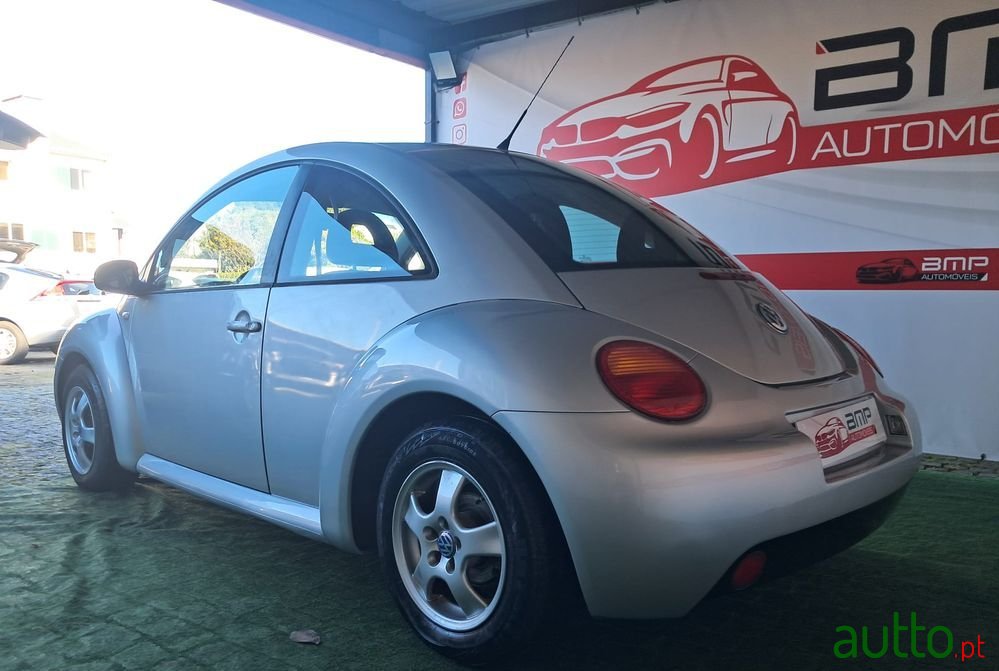 2004' Volkswagen New Beetle 1.4 Top photo #4
