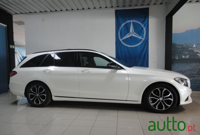 2016' Mercedes-Benz C-200 photo #2