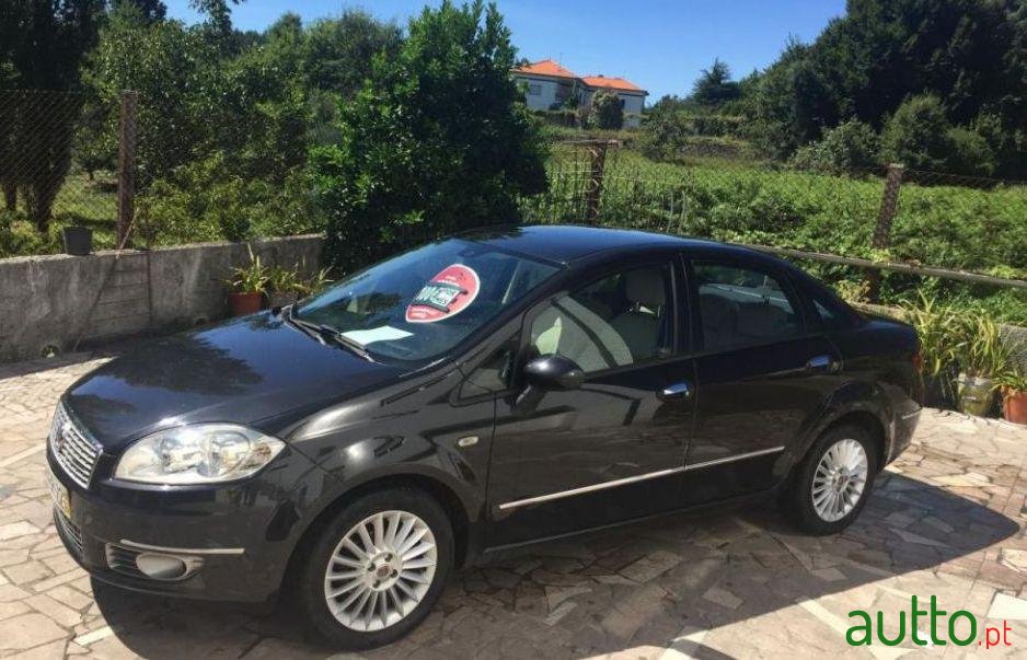 2007' Fiat Linea 1.3 M-Jet Emotion photo #2