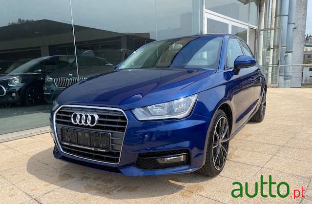 2015' Audi A1 Sportback photo #4