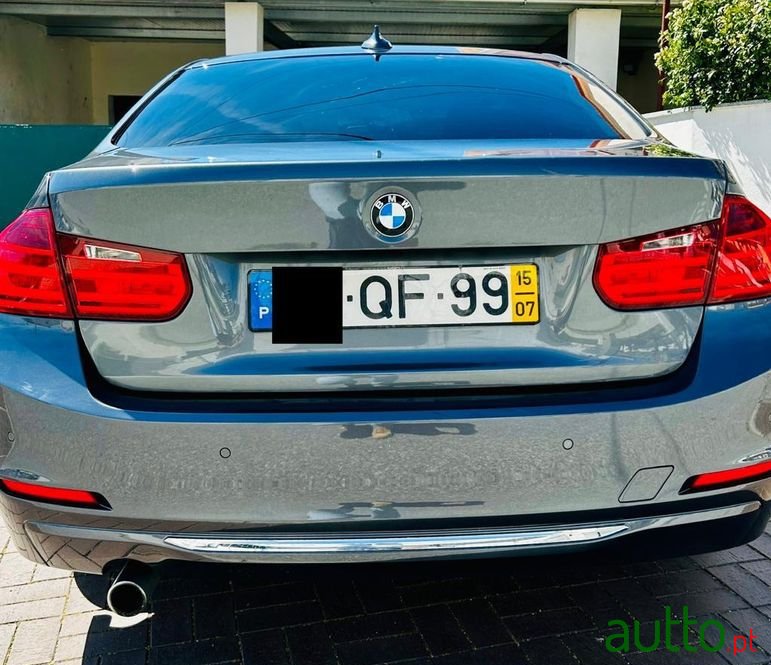 2015' BMW 318 photo #4