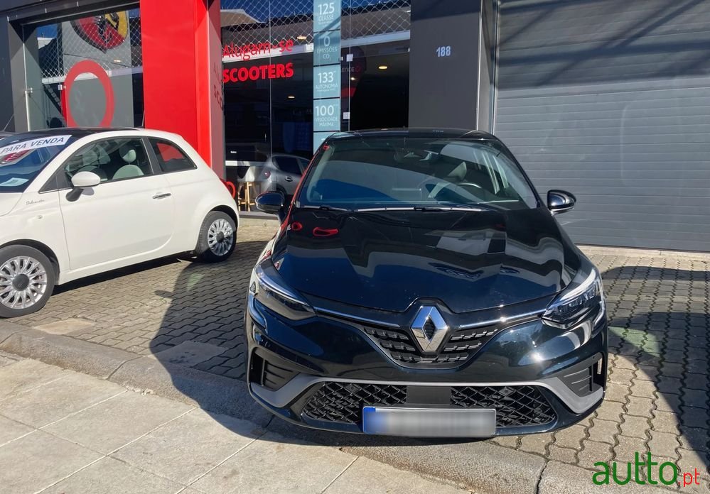 2022' Renault Clio 1.0 Tce Rs Line photo #3