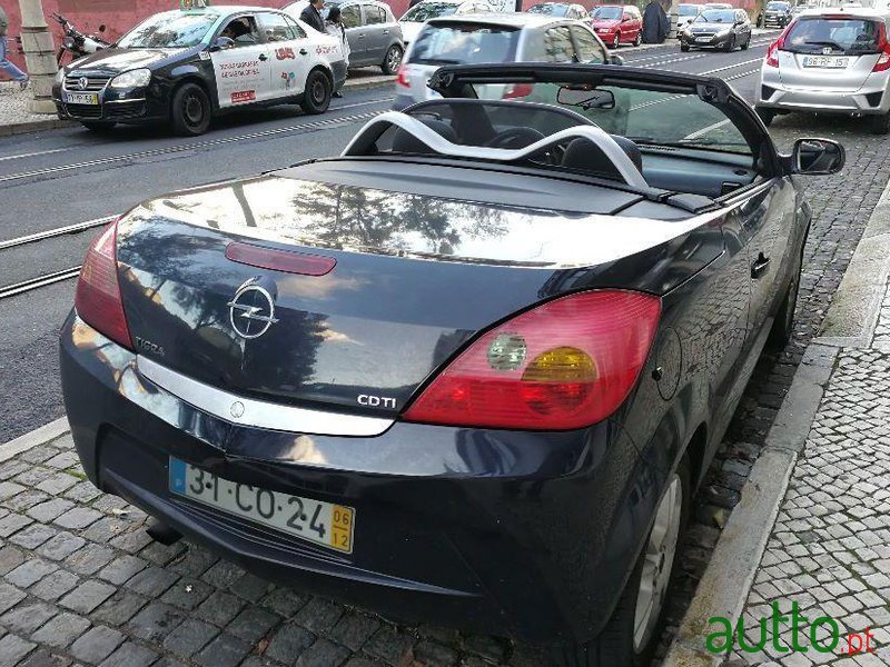 2006' Opel Tigra Twintop photo #3