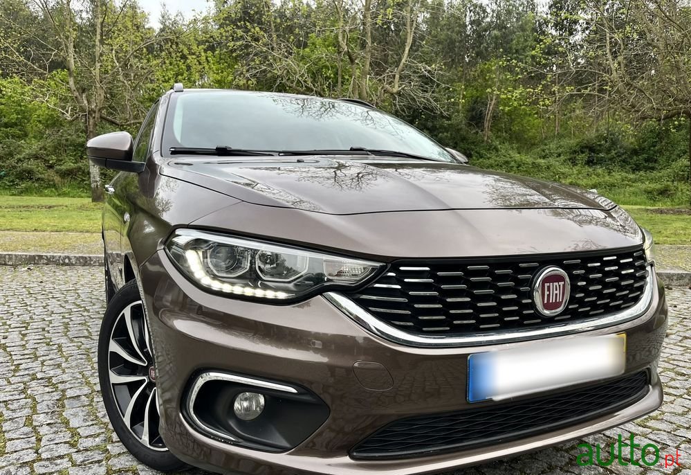 2018' Fiat Tipo Station Wagon photo #1