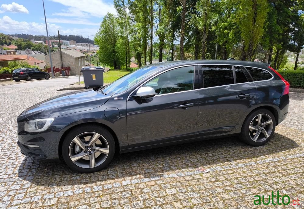 2015' Volvo V60 photo #4