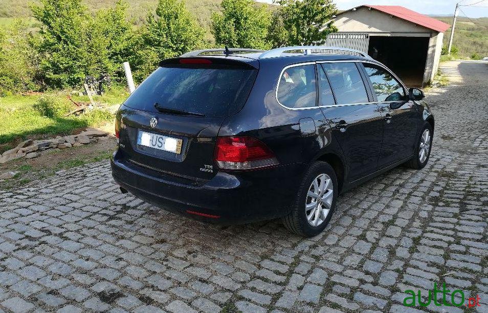 2010' Volkswagen Golf-Variant 1.6 Tdi 105 Cv photo #1