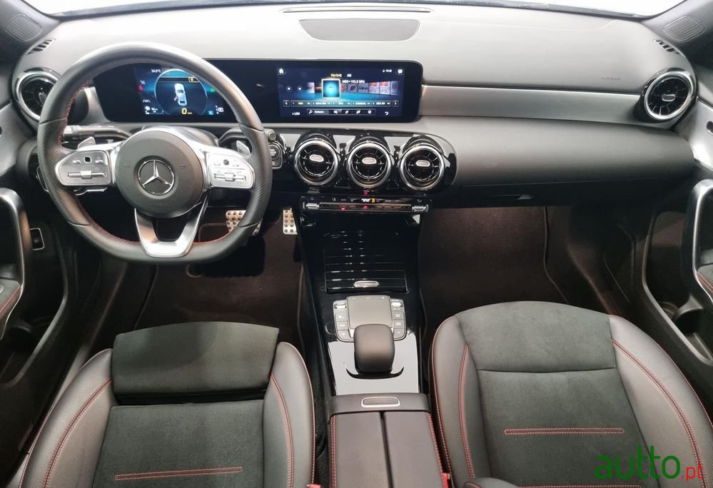 2022' Mercedes-Benz A 200 Amg Line Aut. photo #4