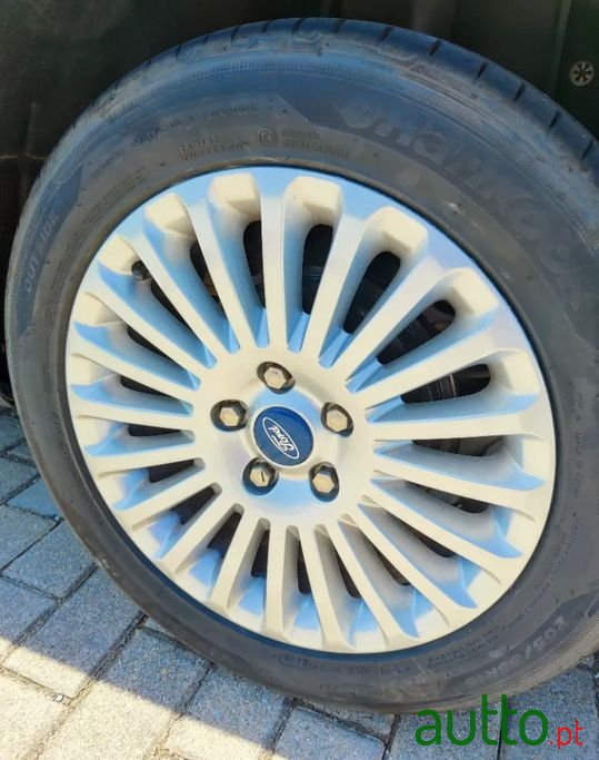 2009' Ford Focus photo #6