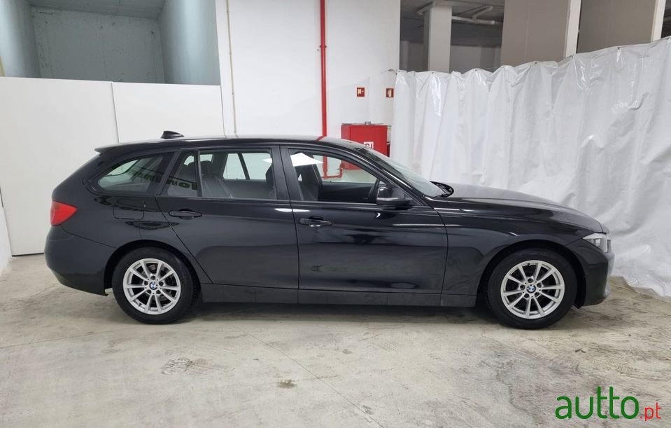 2013' BMW 320 photo #4