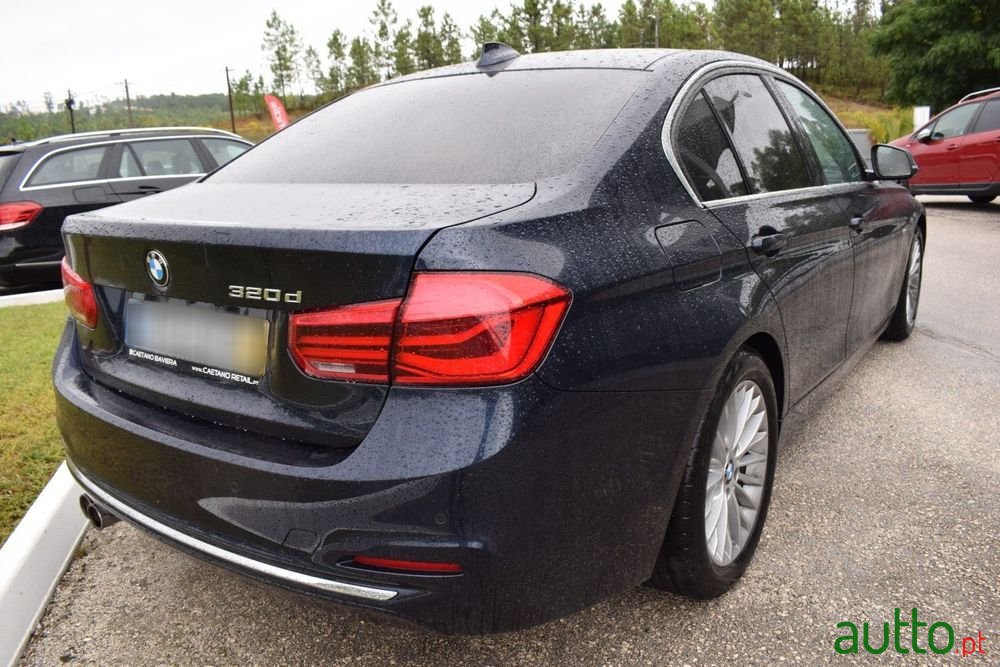 2016' BMW Série 3 D Ed Line photo #5