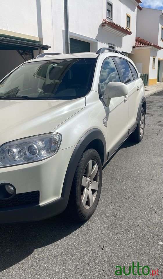 2010' Chevrolet Captiva photo #1