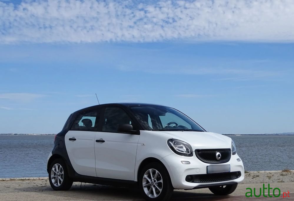 2018' Smart Forfour 1.0 Passion 71 photo #6