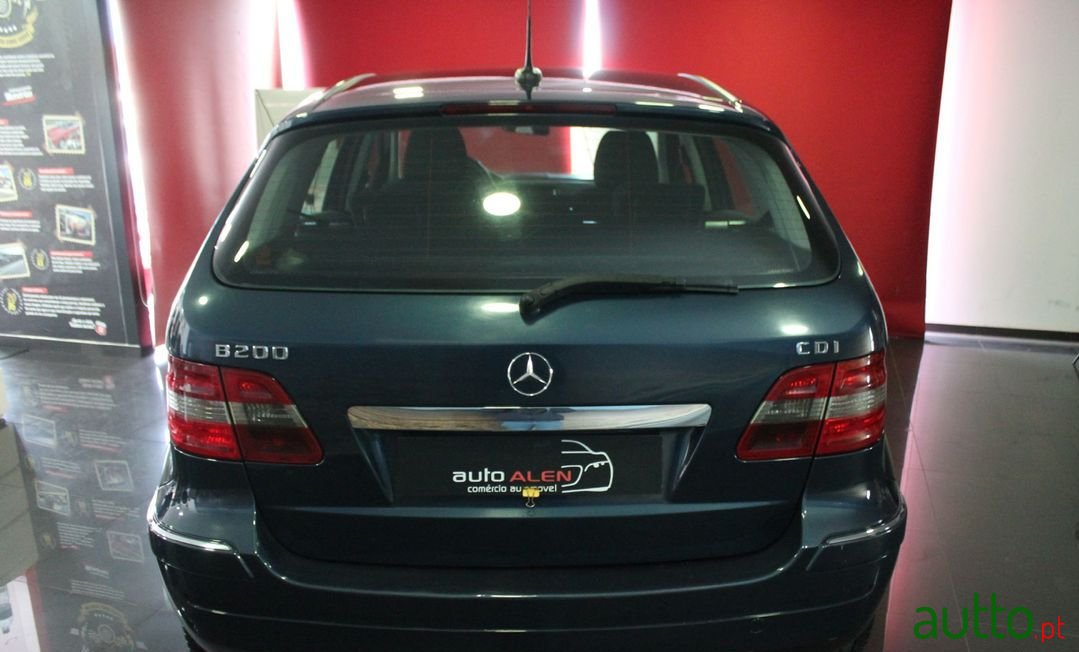 2005' Mercedes-Benz B-200 photo #5